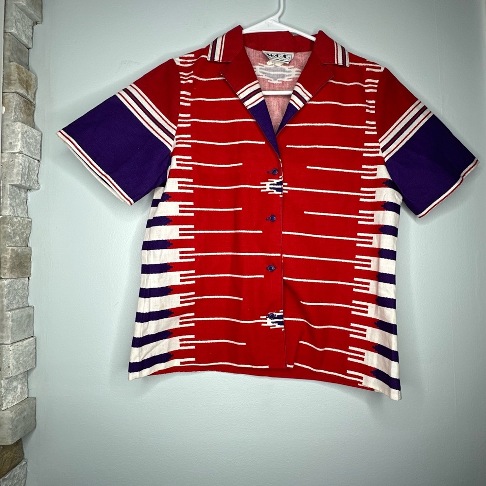West Coast Connection Red Purple Geometric Cotton Button-Up Shirt – Size M